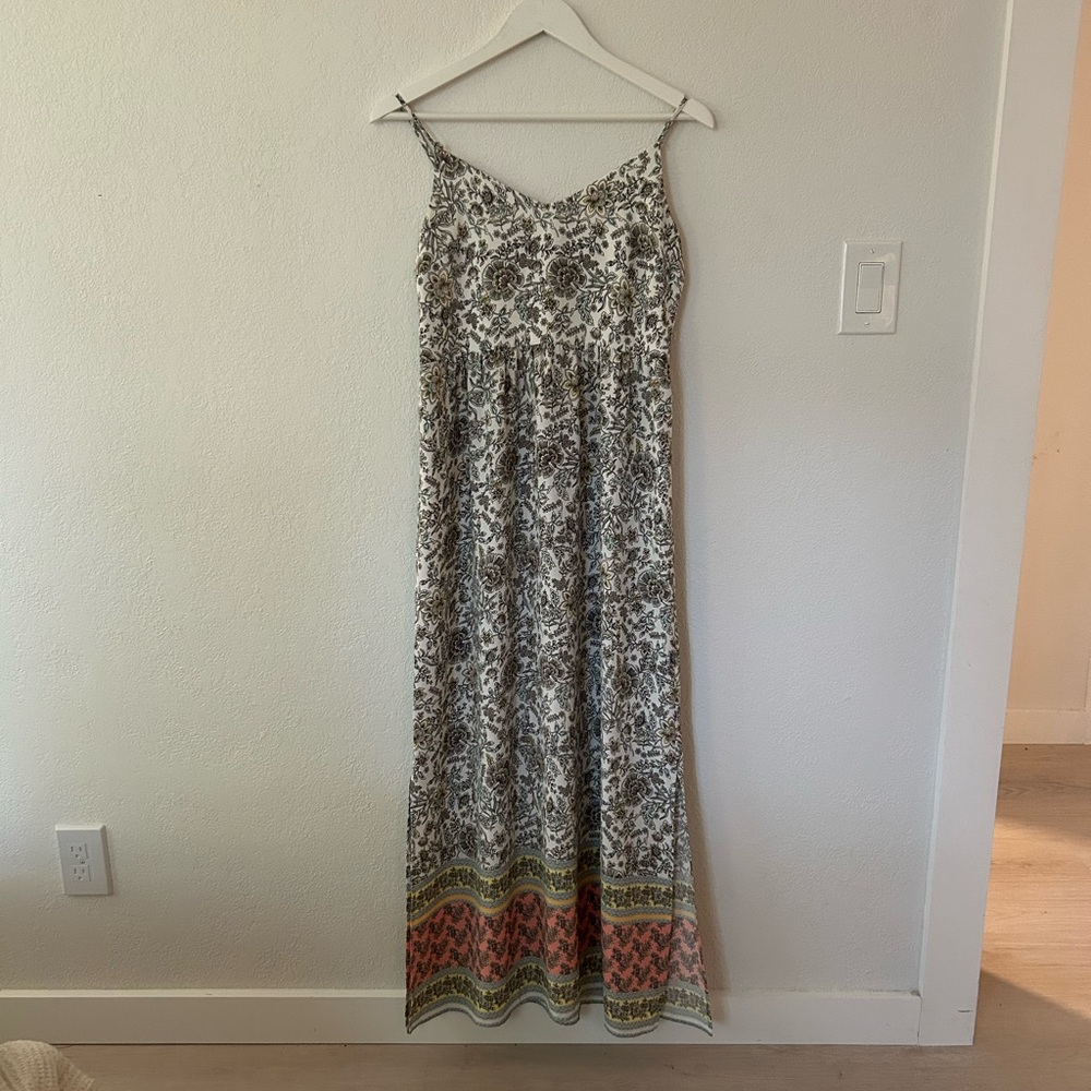 LOFT Black and White Sleeveless Spaghetti Strap Sundress